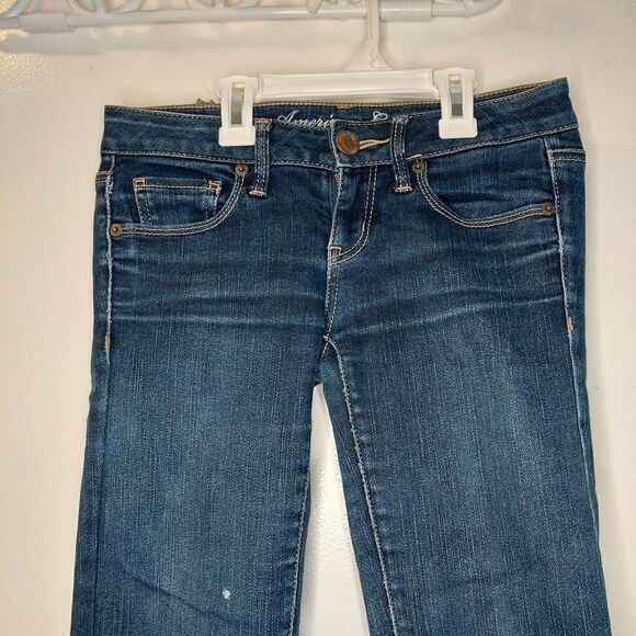 Womans Low Rise American Eagle Skinny Jeans - Picture 2 of 13